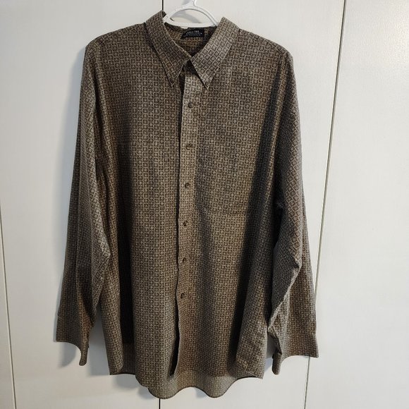 Mens Van Heusen Wrinkle Free Squares Design Button Down  | Size XL 17 - 17 1/2 - Picture 2 of 10